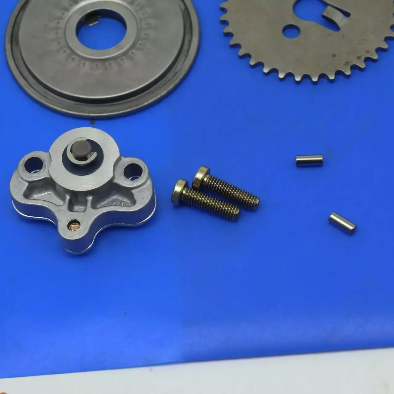 2000 Yamaha Ttr125 Engine Motor Oil Pump