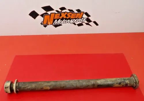 2005 Honda CRF450R Swingarm Pivot Bolt Rear Axle Frame Mount 52101-KZ4-J40