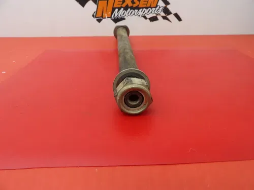 2005 Honda CRF450R Swingarm Pivot Bolt Rear Axle Frame Mount 52101-KZ4-J40