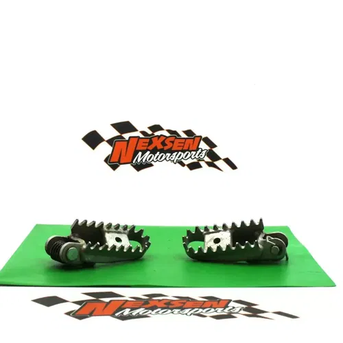 2001 Kawasaki Klx300r Left Right Foot Rests Pegs