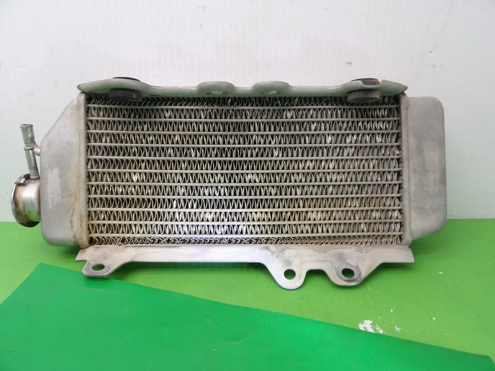 🏁 Right Engine Motor Radiator Cooling Cooler – Fits 2010 Kawasaki KX250F