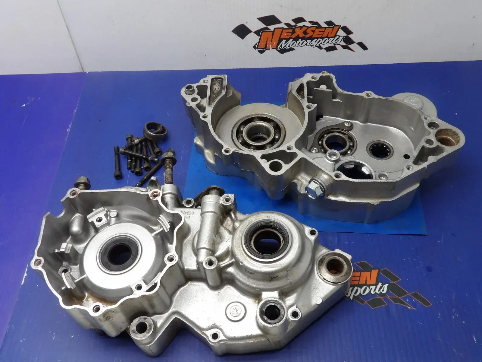 1990 Yamaha YZ250 Engine Crankcase Halves Left Right Set 2VM-15111-06-00
