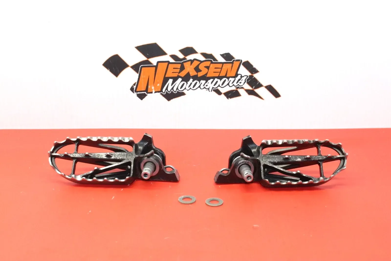 🏁Foot Peg Set - Fits 2004 Honda Crf250R
