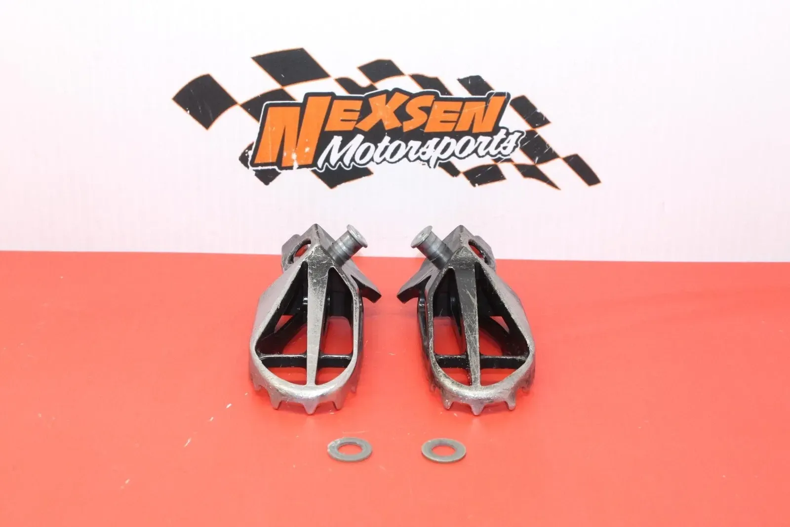 🏁Foot Peg Set - Fits 2004 Honda Crf250R