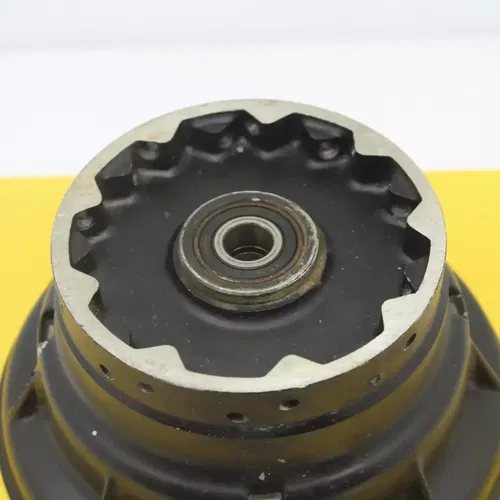 1981 Suzuki Rm125 Front Wheel Rim Hub