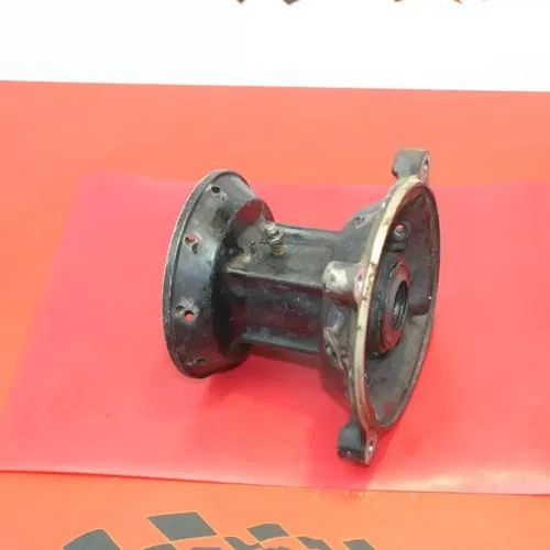1992 Honda Cr250r Front Wheel Hub