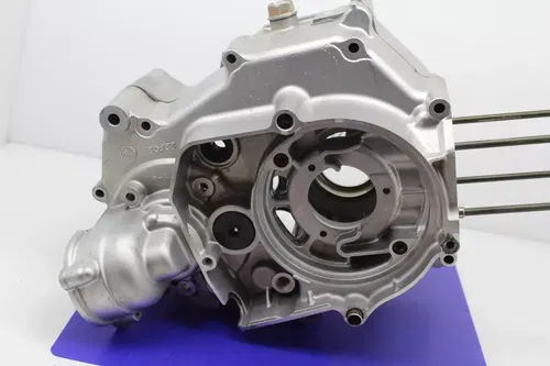 2004 Yamaha Raptor 80 Engine Motor Crankcase Crank Cases Block