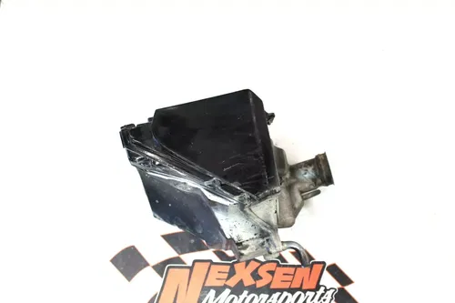2002 Yamaha Yz426f Air Box Air Cleaner Case Airbox Air Box