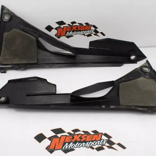 2017 Honda Crf450r Left/Right Plastic Panel Fender Stay Bracket