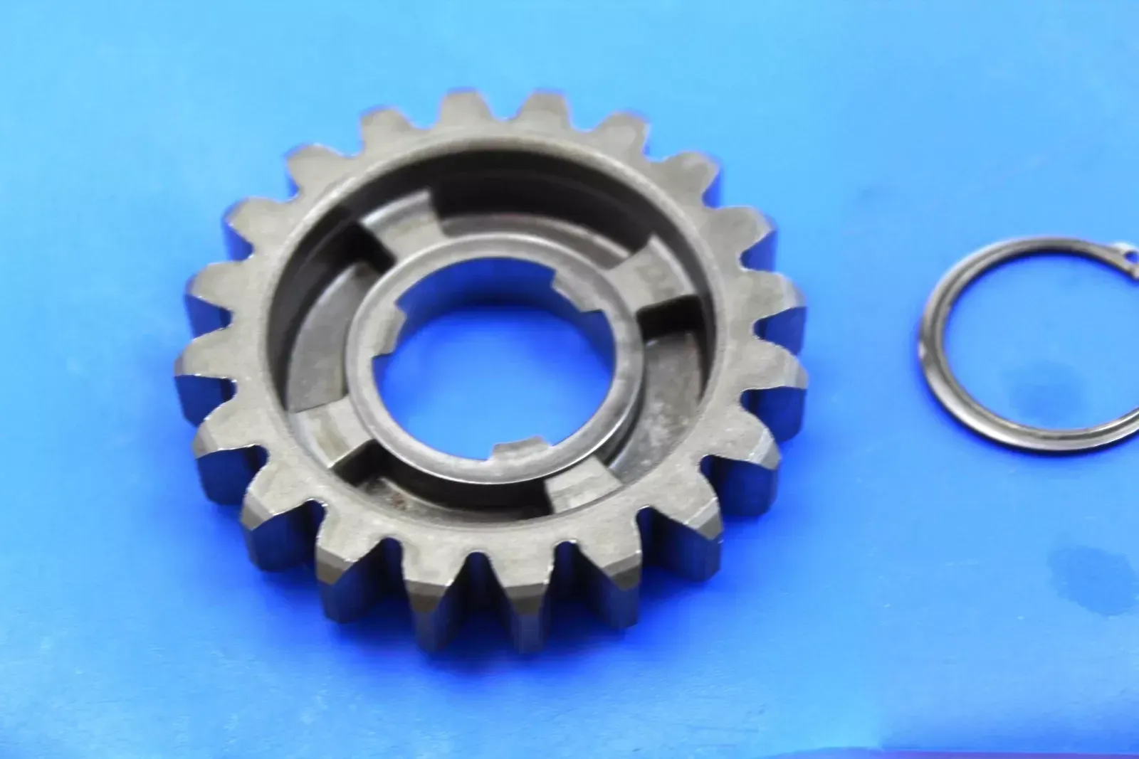 2004 Yamaha Blaster 200 Yfs200 Engine Motor Transmission 4th Gear Wheel