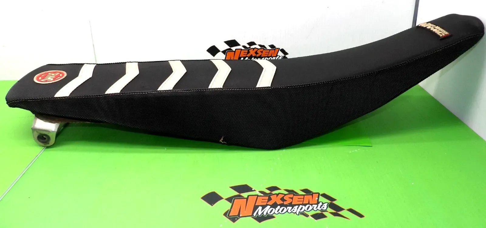 🏁Complete Seat Saddle Assembly – Fits 2017 Kawasaki KX450F