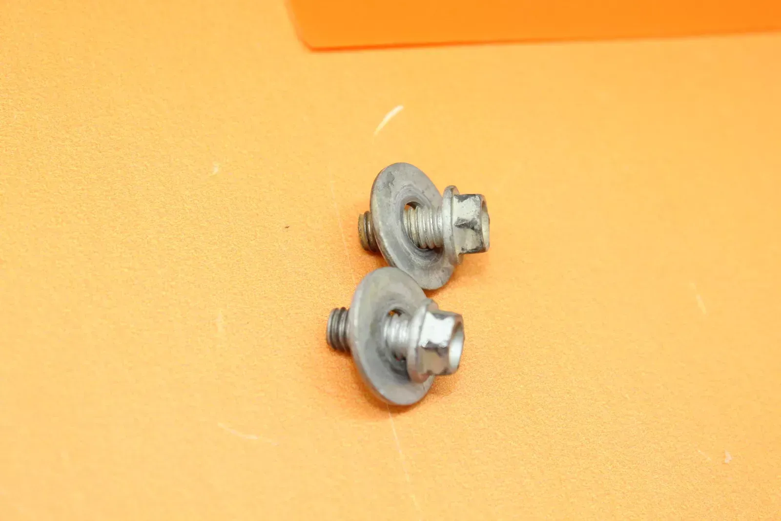 2000 Ktm 380 Right Engine Motor Cooling Cooler Radiator W Braces