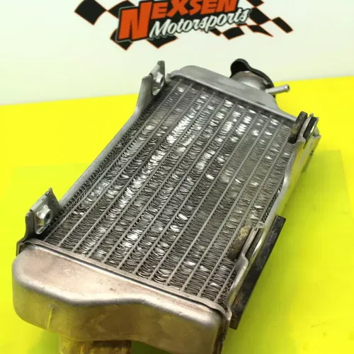 2007 Suzuki Rmz450 Right Engine Motor Cooling Cooler Radiator