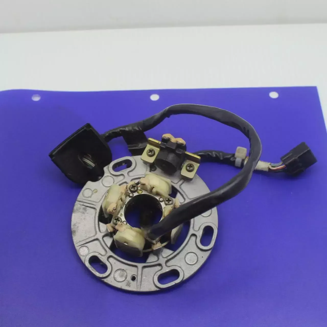 2005 Yamaha Yz250 Stator Magneto Generator Alternator