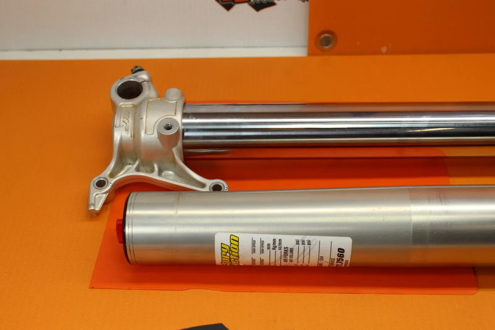 🏁WP Factory Connection Front Forks Left Right – Fits 2016 KTM 125