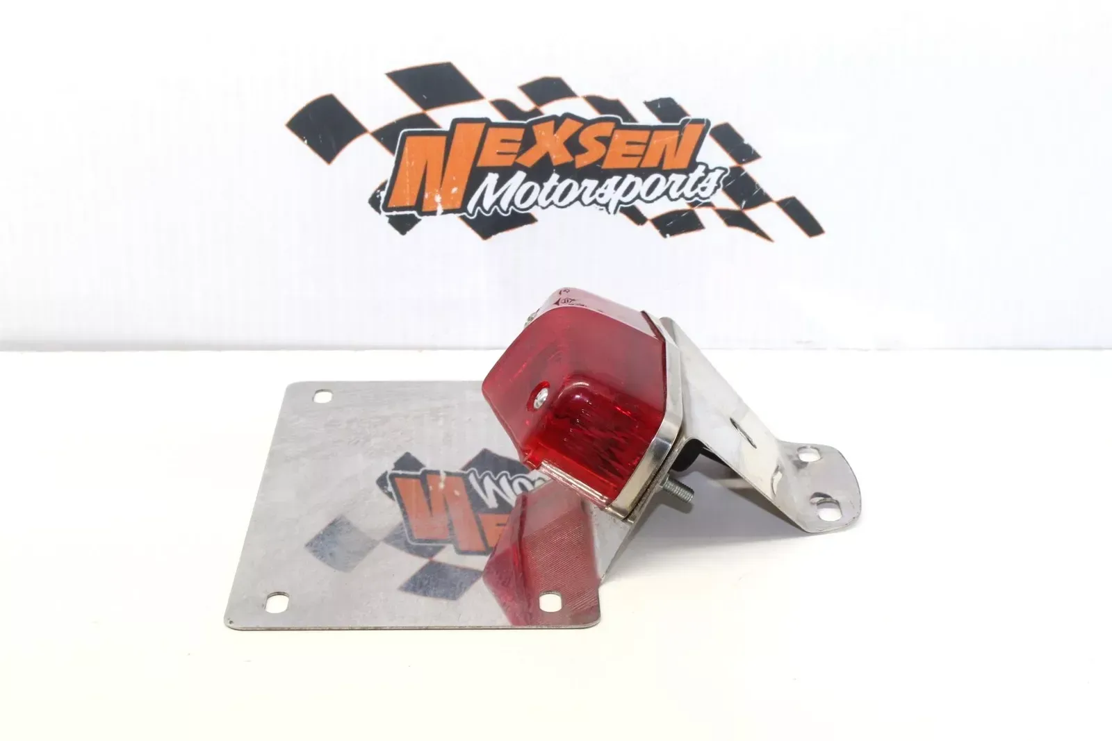 Universal Tail light W License Plate Bracket
