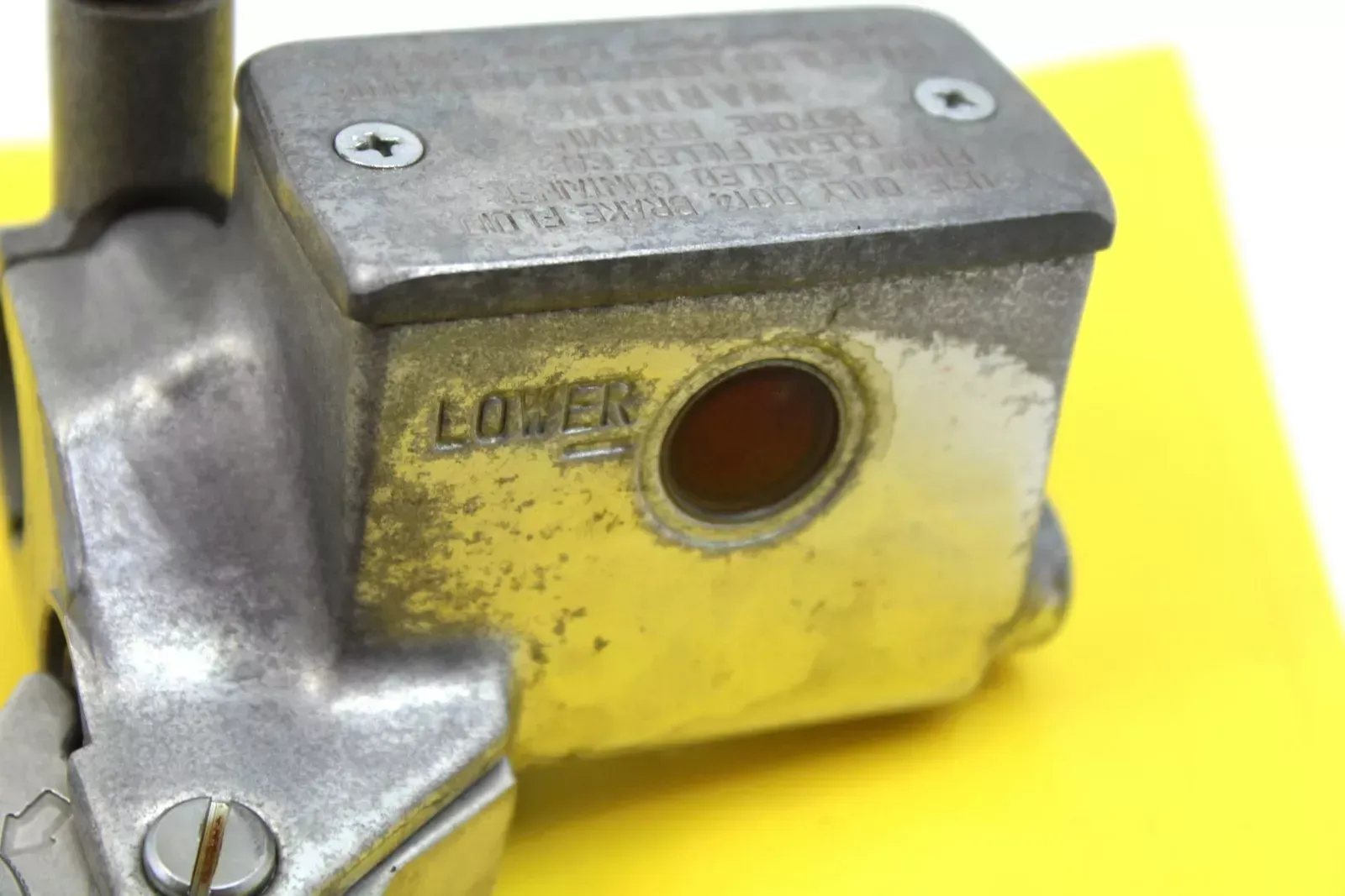 2000 Suzuki Marauder 800 Vz800 Front Brake Master Cylinder