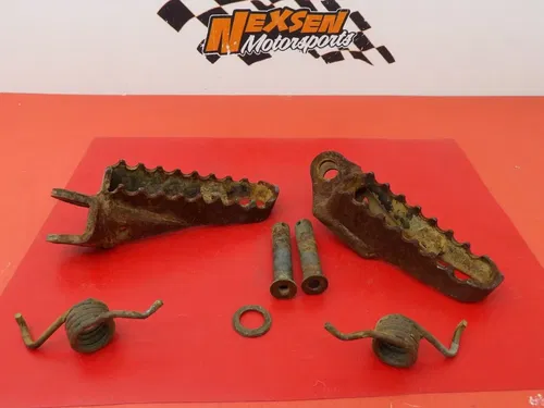 1985 Honda CR500R Foot Peg Set Left & Right