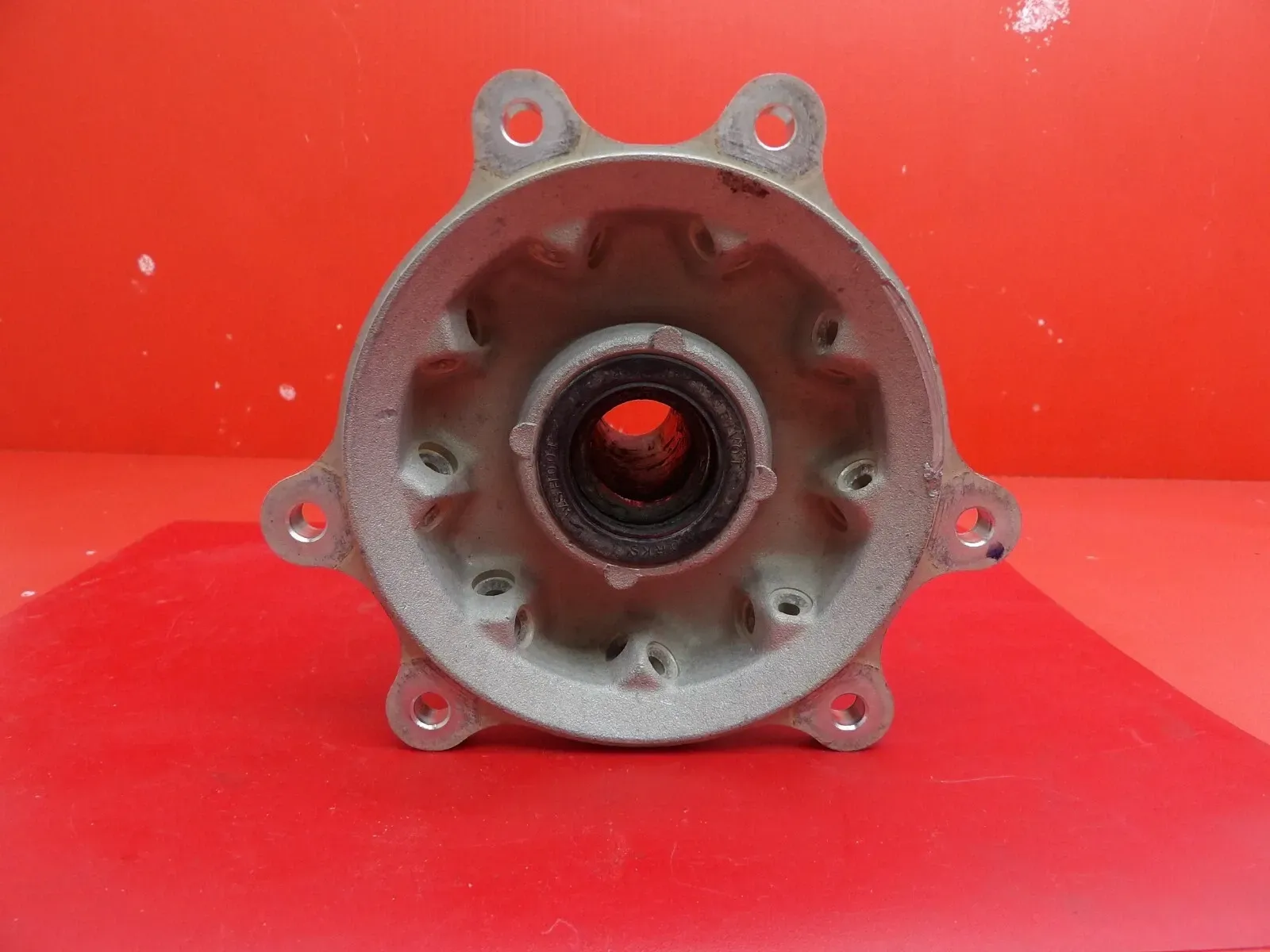 2005 Honda CRF450R Front Wheel Hub Assembly 44635-MAC-680