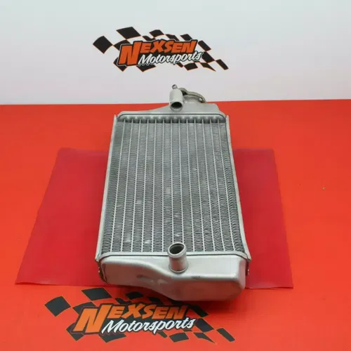 2002 Honda Crf450r Right Engine Motor Cooling Cooler Radiator