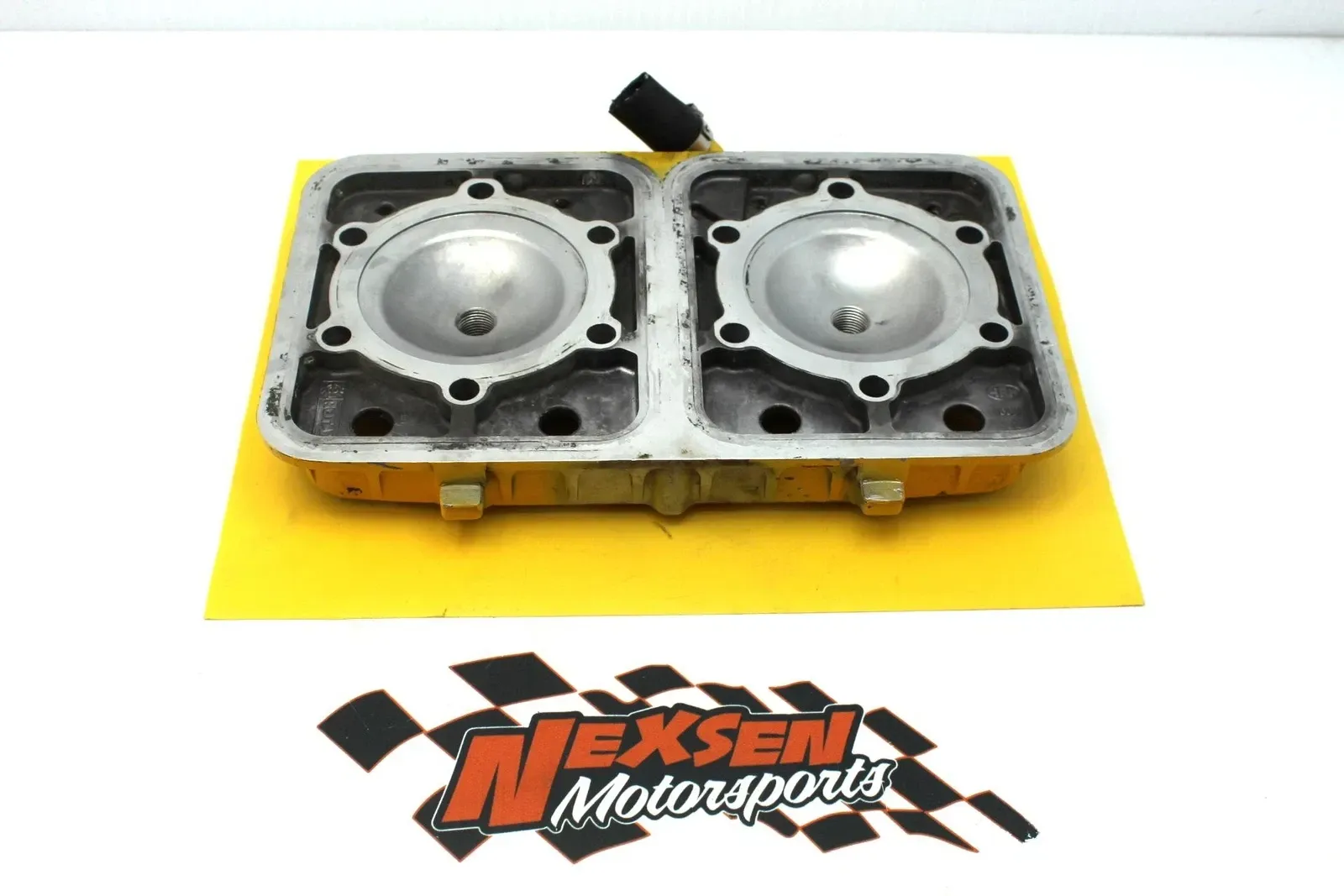 🏁Yellow Engine Cylinder Head – Fits 1989 Sea-Doo 587