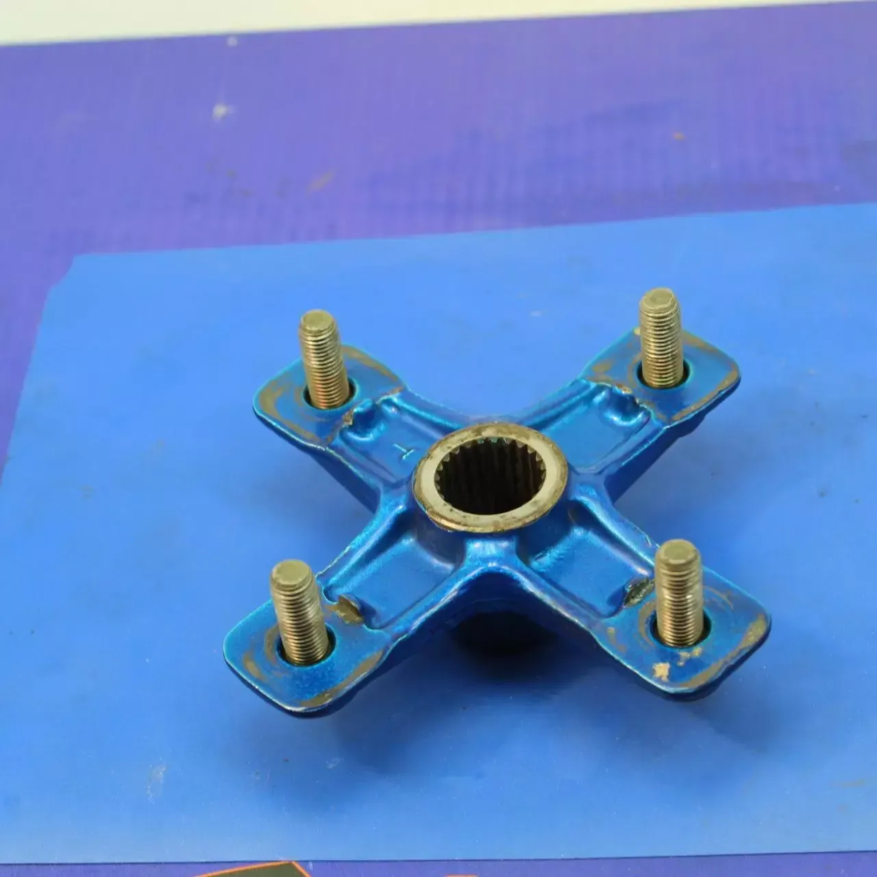 1996 Yamaha Banshee Yfz350 Rear Back Wheel Hub