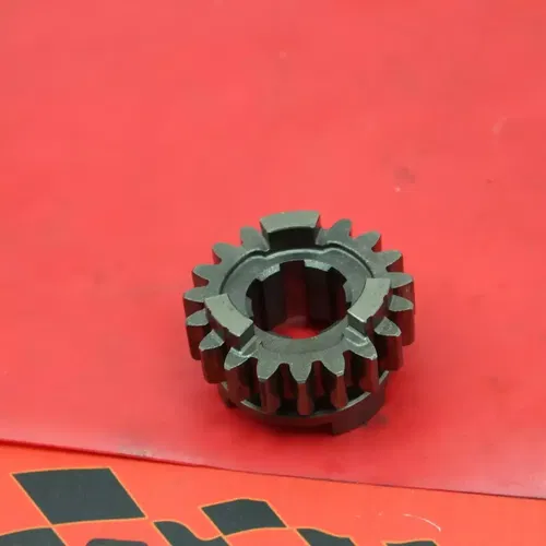 1982 Honda Cr480r Transmission Countershaft Fourth Gear 19T