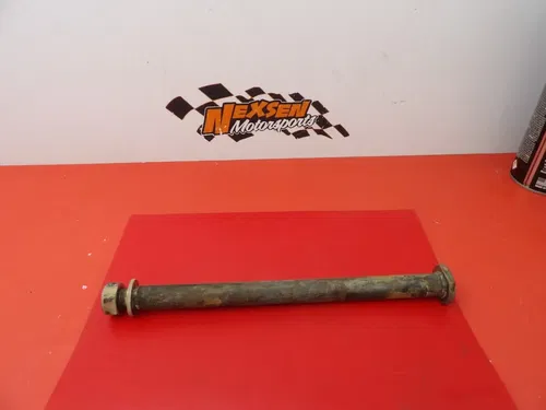 2005 Honda CRF450R Rear Back Wheel Axle 42301-KZ4-J40
