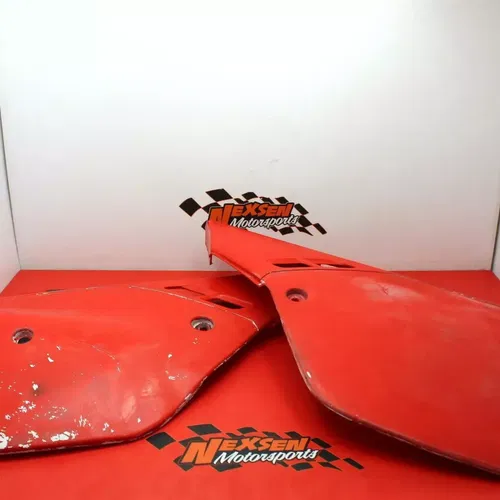 1989 Honda Cr500r Left/Right Plastic Panel Fender Stay
