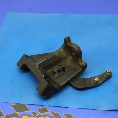2004 Yamaha V Star 1100 Kickstand Side Kick Stand Bracket