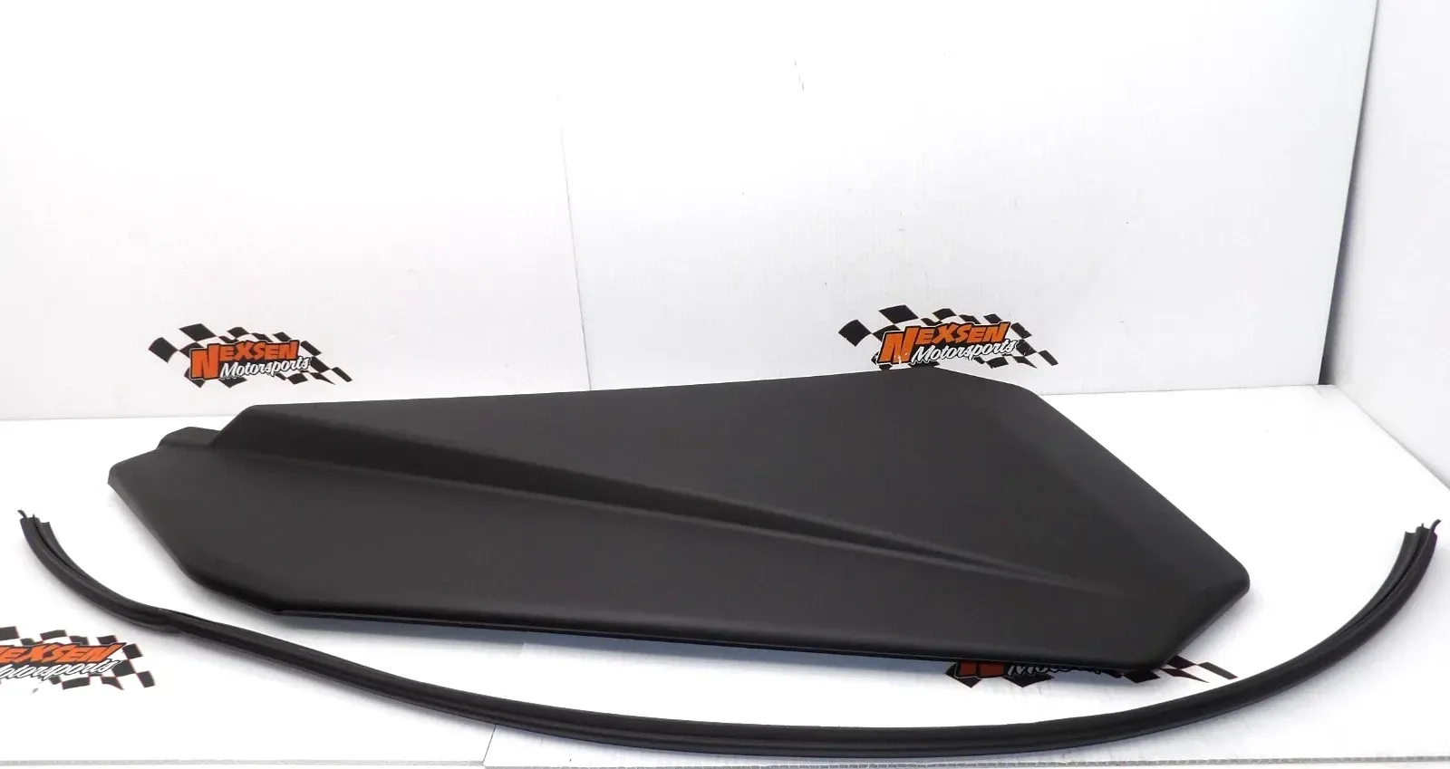 2022 Can-Am Maverick X3 Turbo Front Right Lower Door Panel 705010272