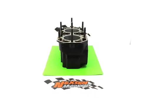 1992 Kawasaki Jet Ski 440 Engine Motor Piston Cylinders Block Jug 68mm Bore Size