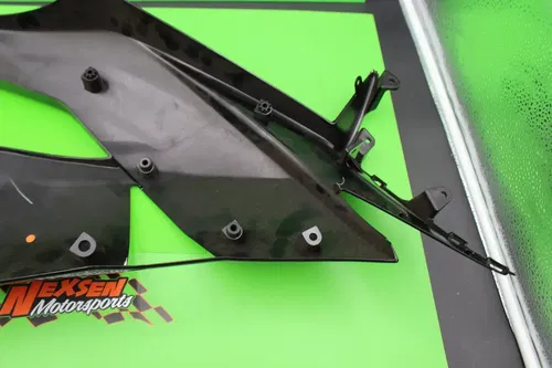 2011 Kawasaki Ninja Zx6r Left Lower Mid Upper Side Fairing Cowl