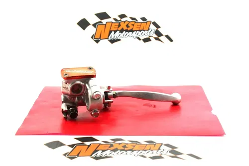 2005 Honda Crf250r Front Brake Master Cylinder W/ Lever