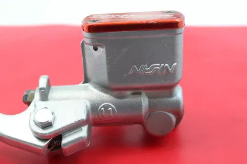 2005 Honda Crf250r Front Brake Master Cylinder W/ Lever