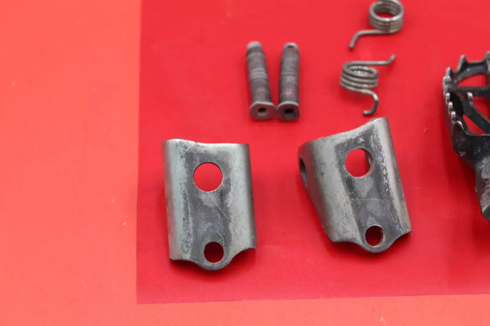 2007 Honda Crf250r Left And Right Foot Rest Peg