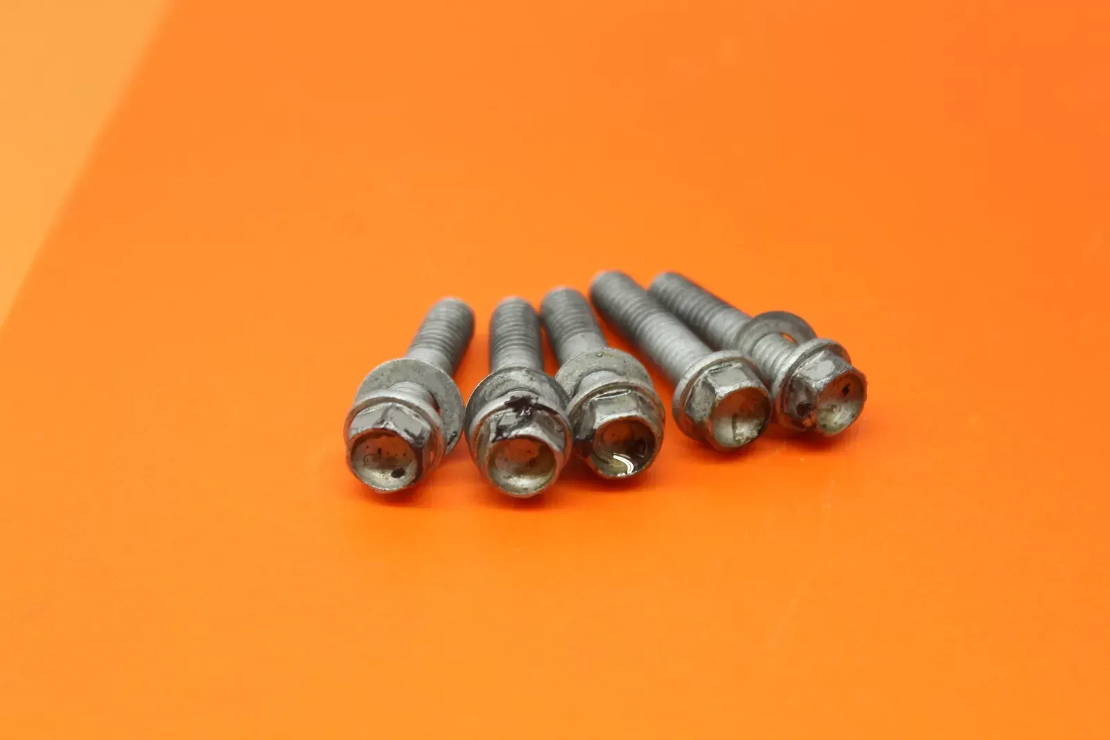 2000 Ktm 380 Intake Reed Valve Cage