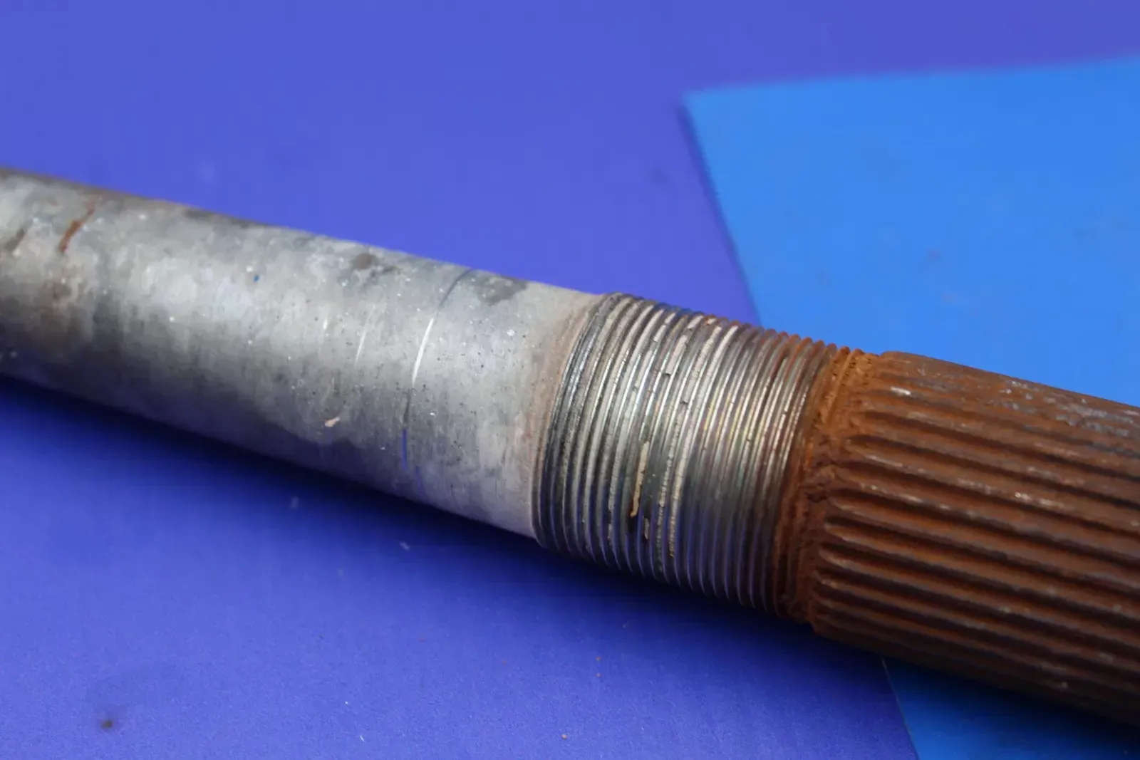 1988 Yamaha Blaster 200 Rear Axle Back Wheel Pivot Axel Shaft