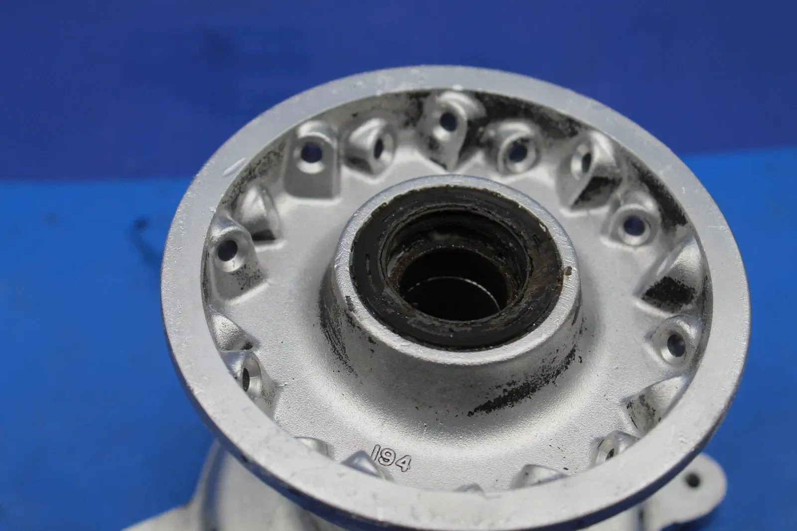 🏁 Front Wheel Rim Hub – Fits 2010 Yamaha YZ450F