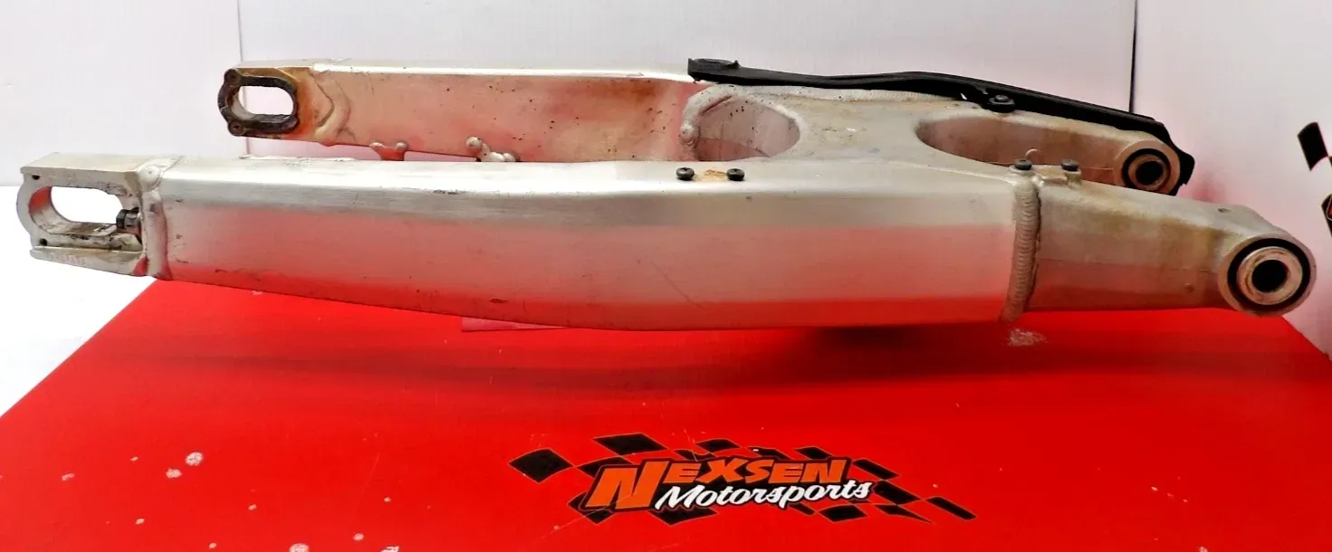 2023 Honda CRF250R Rear Suspension Swingarm Chassis Arm 52200-MKE-AF0