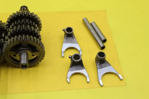 2006 Suzuki Drz400e Engine Transmission Tranny Assembly Gears