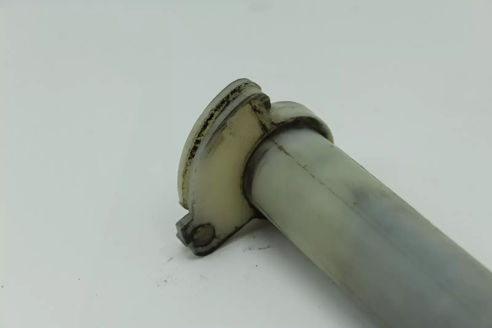 1984 Husqvarna Wr400 Throttle Guide Tube Housing