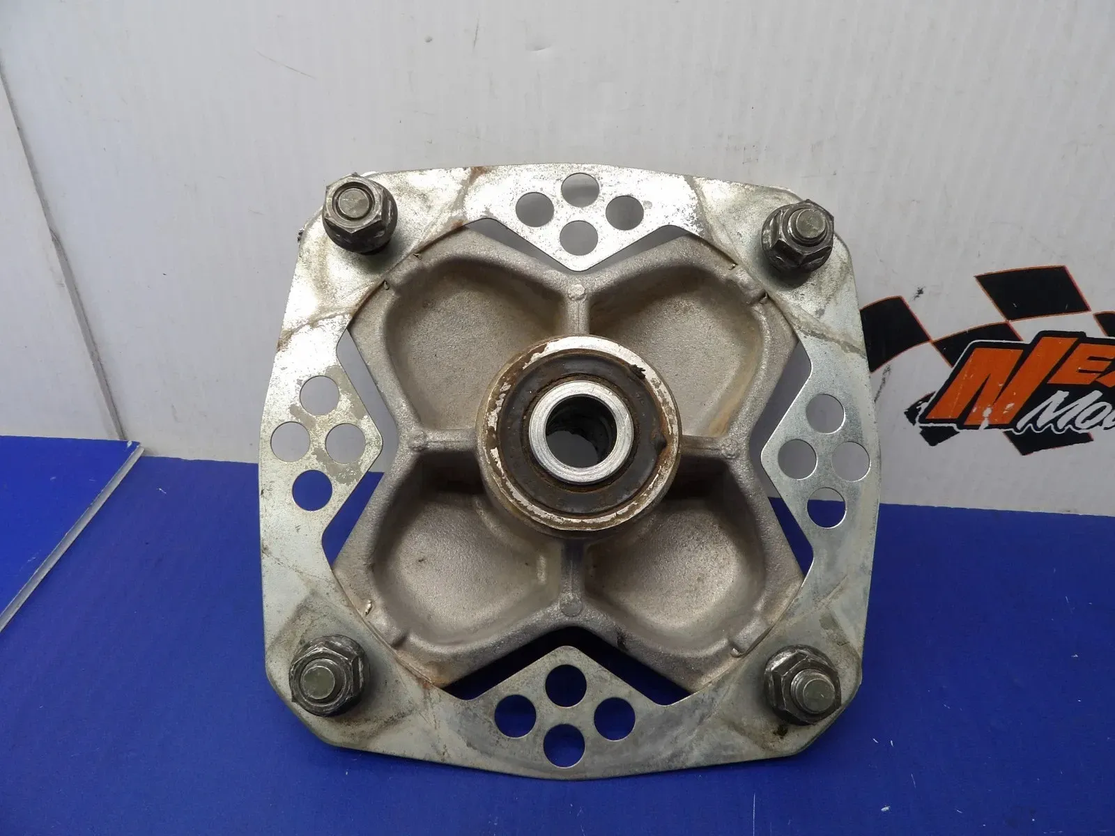 🏁 Front Wheel Hub – Fits 2003 Yamaha Banshee