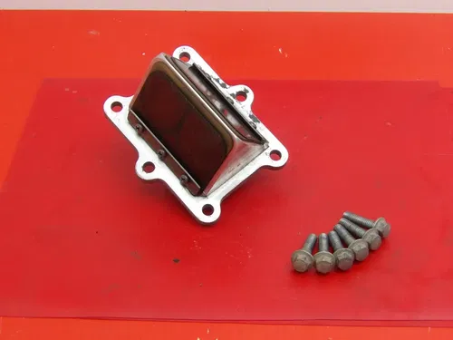 2001 Honda CR250R Boyesen Intake Reed Valve Block Assembly