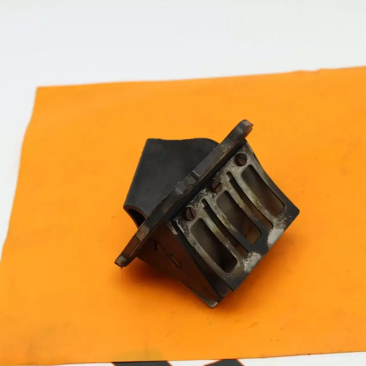 1987 Ktm 250 MXC Enduro Intake Reed Block Valve Assembly