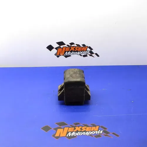 1996 Yamaha Waveraider 1100 Engine Motor Stopper Block