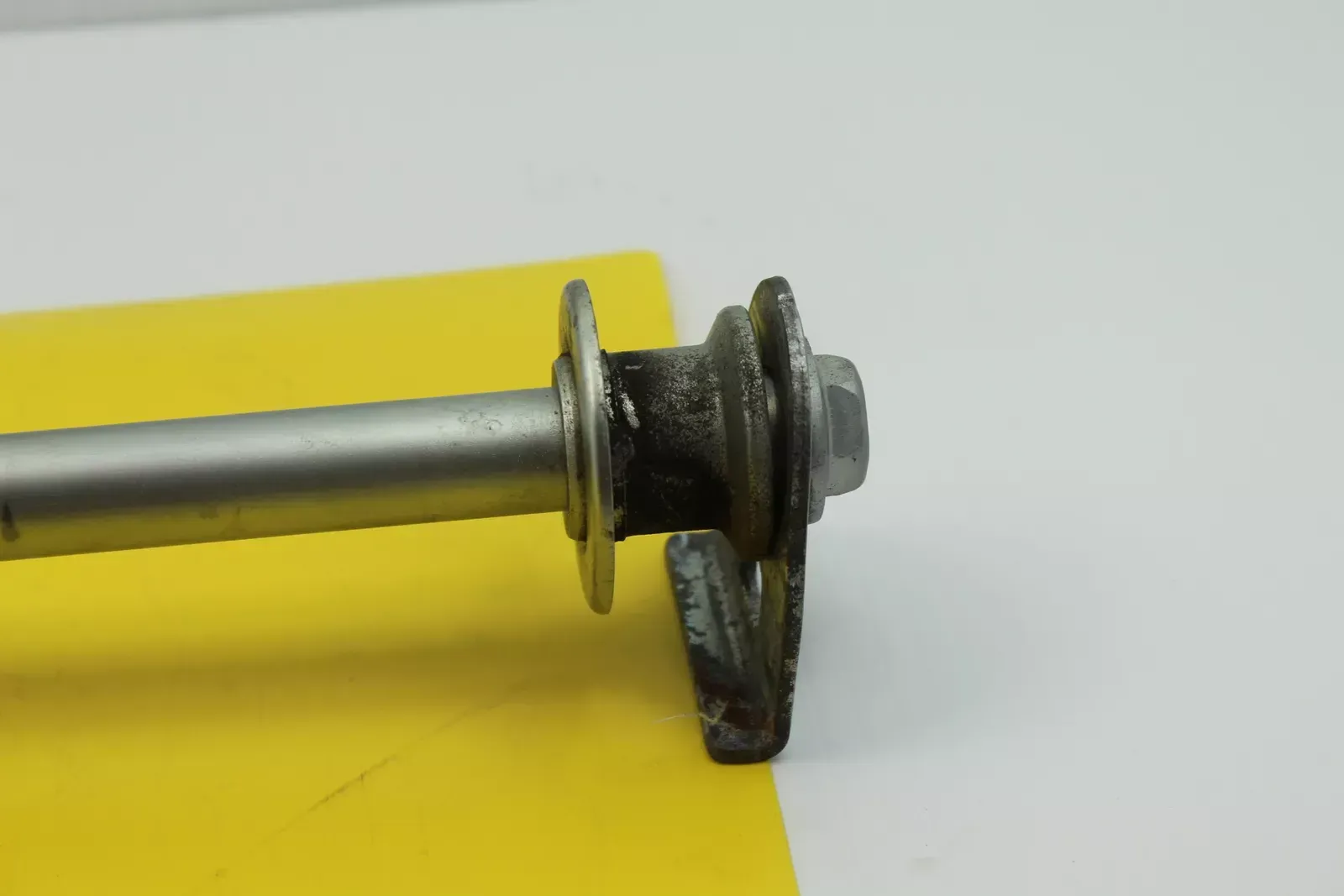 1999 Suzuki Katana 600 Gsx600f Rear Back Swingarm Bolt Suspension Pivot Axle