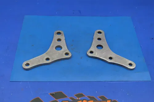 1998 Yamaha Yz400f Engine Motor Mount Stay Brackets