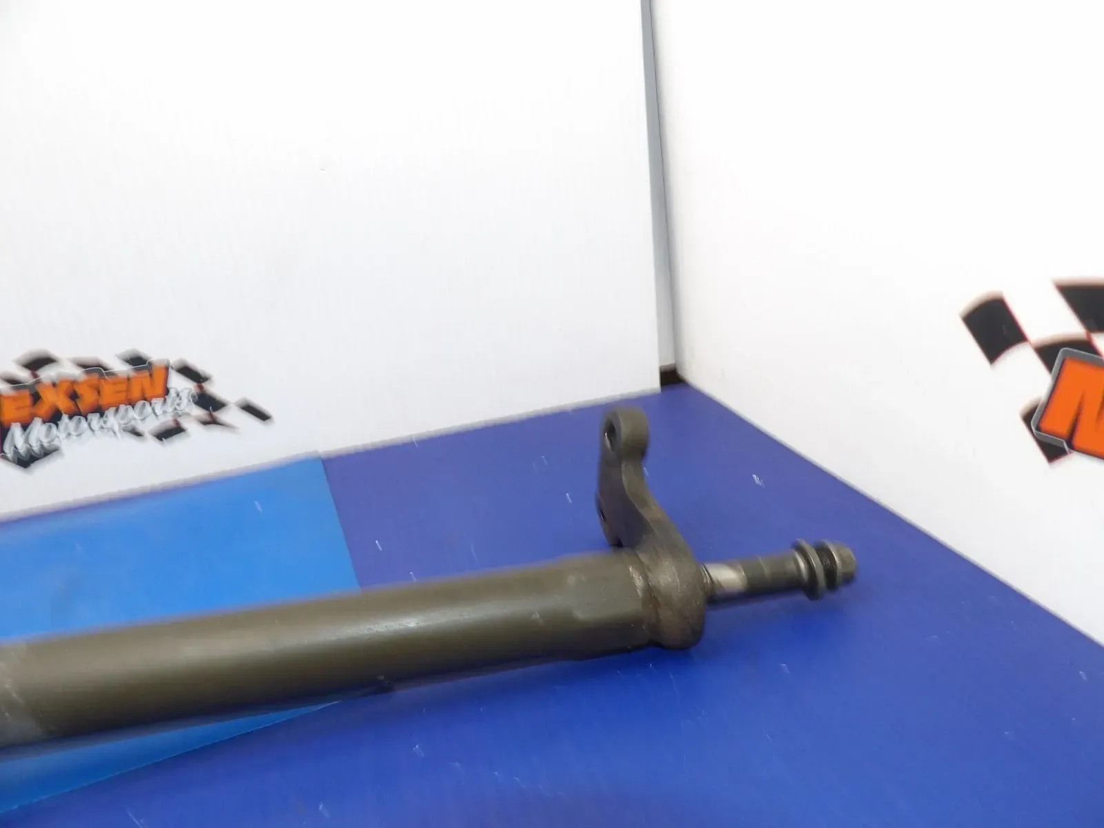 2001 Yamaha Blaster 200 Steering Stem Column Shaft 2XJ-23813-01-00