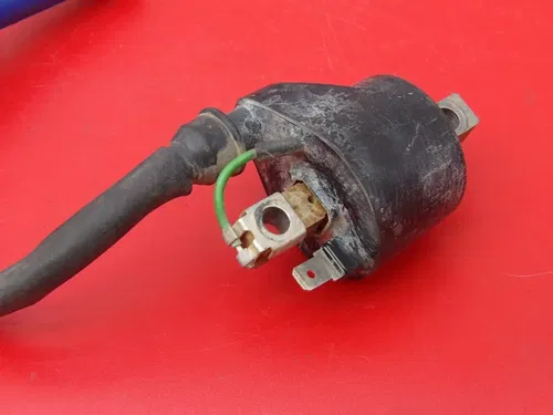 2005 Honda CRF450R Ignition Coil w/ Spark Plug Cap 30500-MEB-671